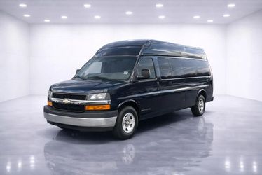 2010 Chevrolet Express 3500 Passenger
