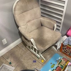 Rocking Chair 