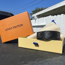 Black LV Braclet- LOOK AT DESCRIPTION ‼️