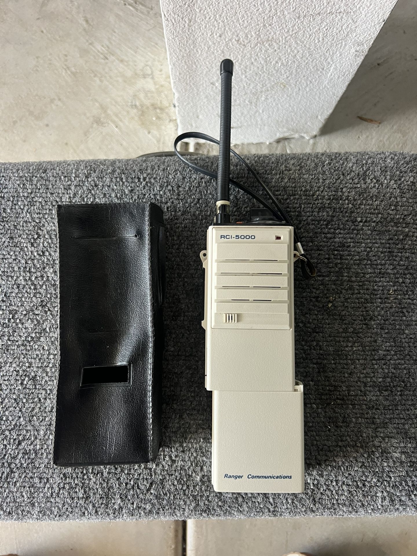 RANGER COMMUNICATIONS RCI-5000 HANDHELD RECEIVER RADIO NO CHARGER INCLUDED
