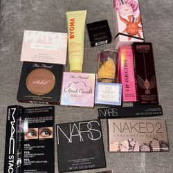 Makeup Bundle 