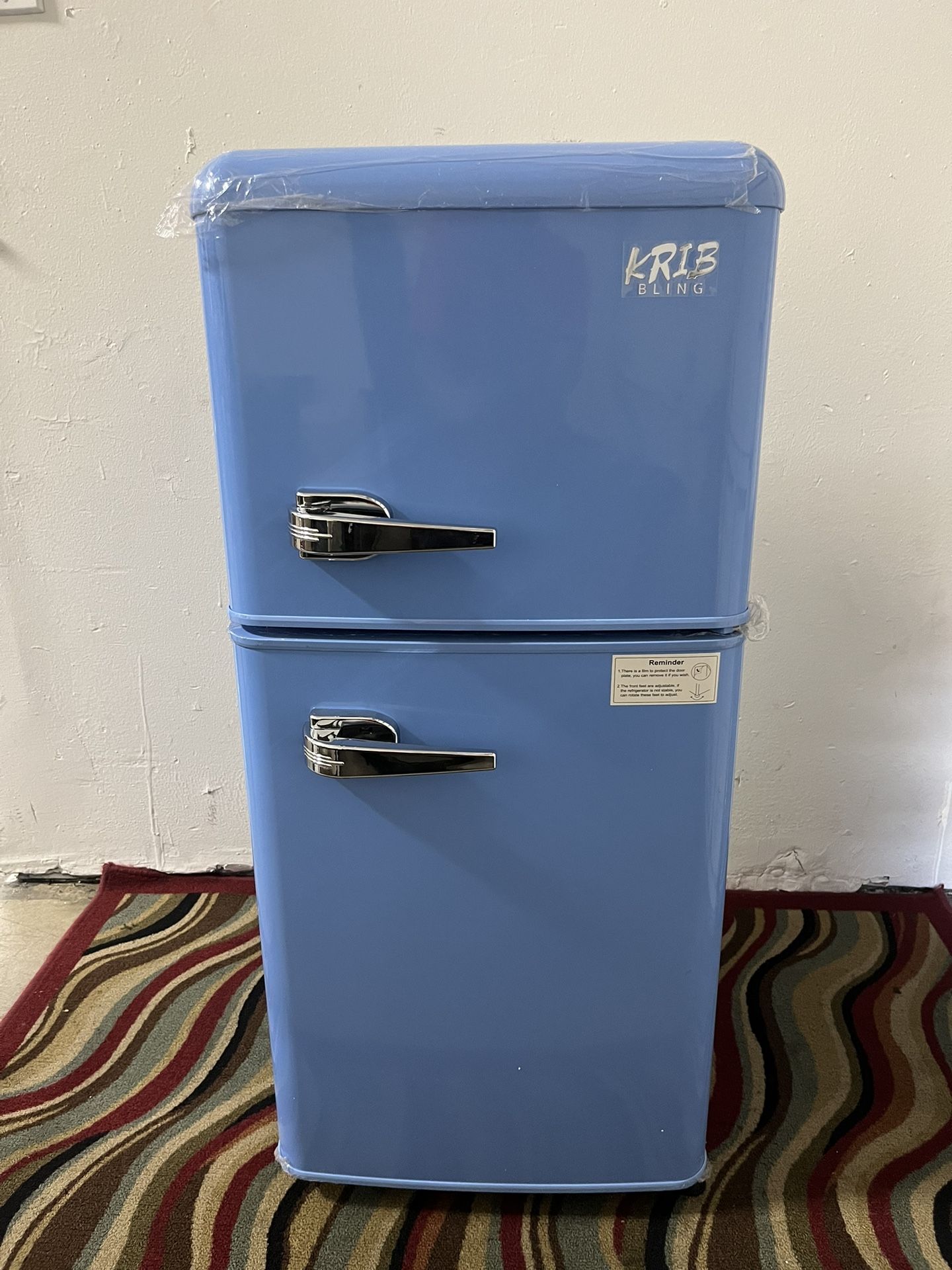 3.5 cu.ft 2 Doors Compact Refrigerator with Freezer