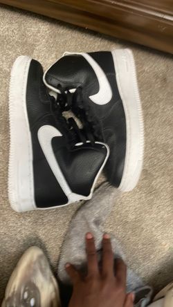 Nike Air Force 1 men’s size 9 high top