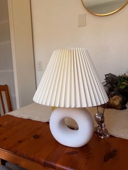 minimalist table lamp (new)