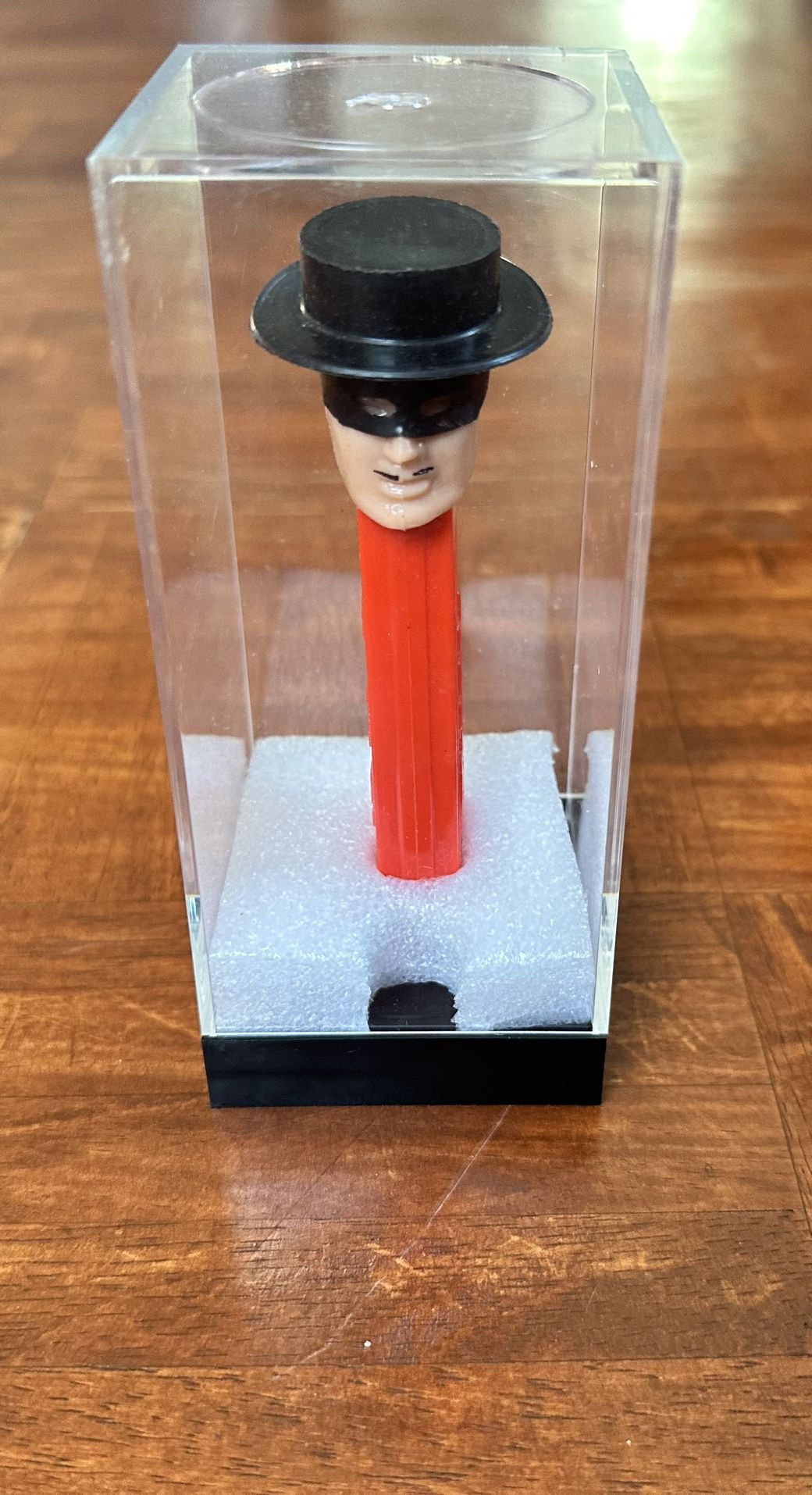 Original Vintage 1965 Zorro Pez Dispenser No Feet Made in Austria RARE