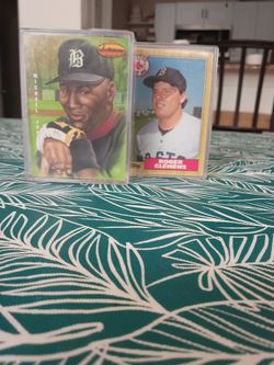 Baseball cards [pick up only]around 70 don't have the time to get them graded