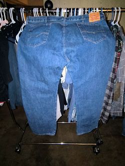 Men's 501 Levi's size 48 32 2 pairs bran new