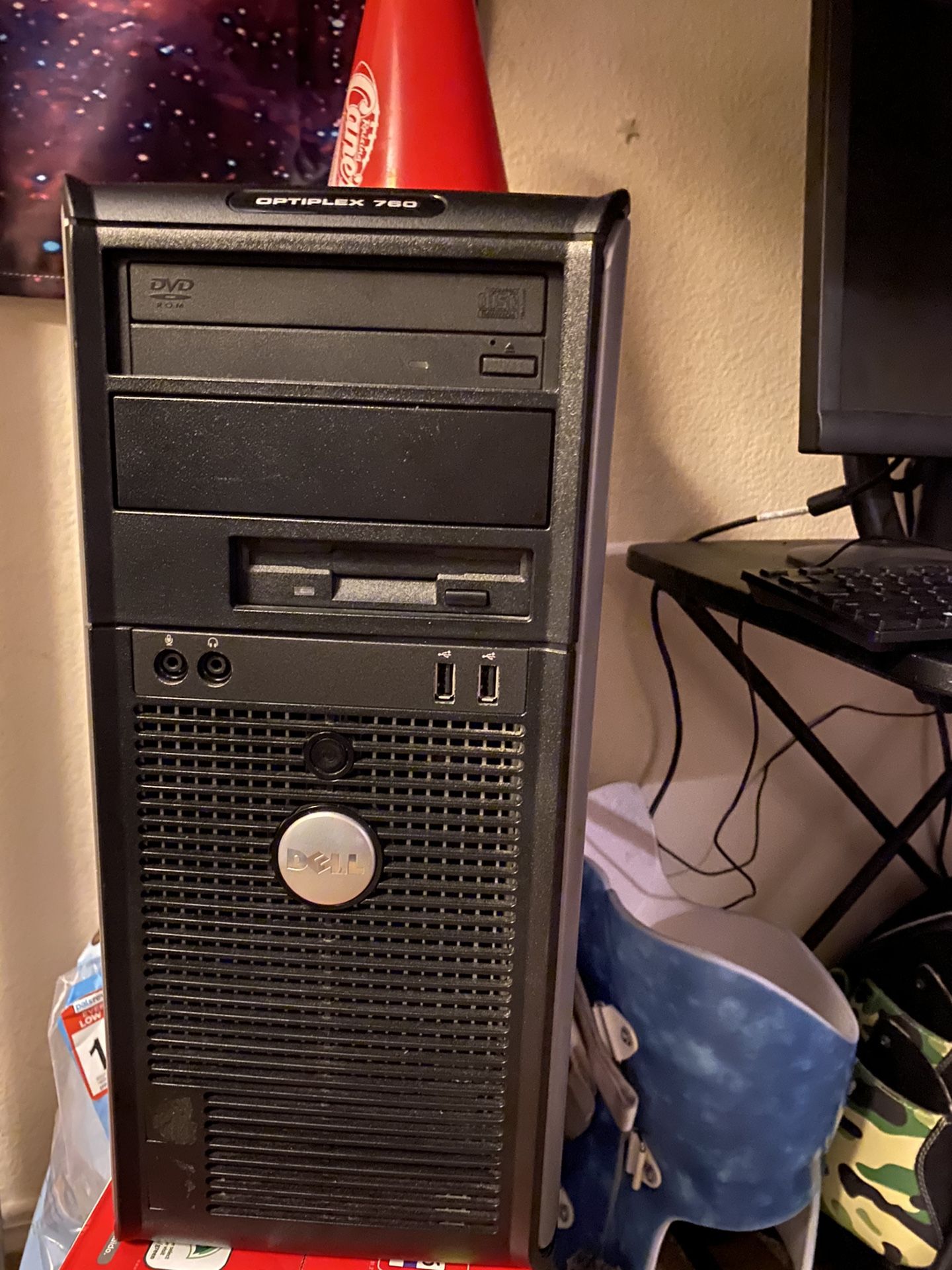 Dell computer MOVING NEED GONE ASAP!!