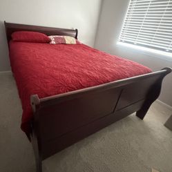 Queen Bed 