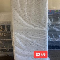 Twin Memory Foam Mattress 12”