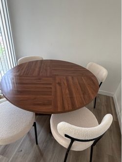 Table and chairs (4set)