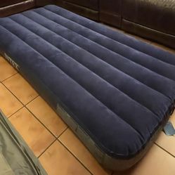 Intex inflatable mattress - Like new - $10