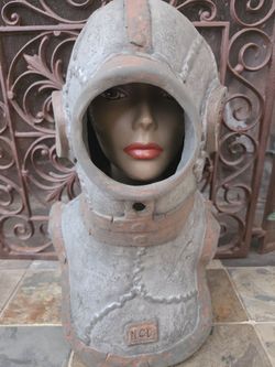 Deluxe Latex Divers Bell Halloween Mask Used At Knotts Scary Farm The Depths GP


See Full Video on the Rudos Epic Props YouTube Channel


https://you