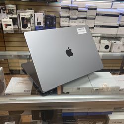 (Pre-Owned) 16” MacBook Pro M1/16Gb Ram/512Gb SSD