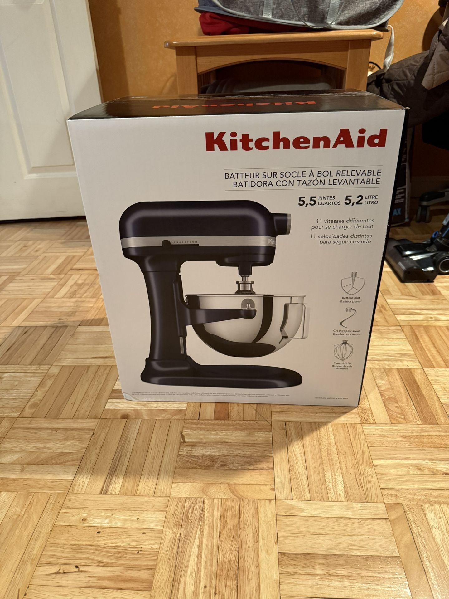 KitchenAid - 5.5 Quart Bowl-Lift StandMixer - Ink Blue (New)