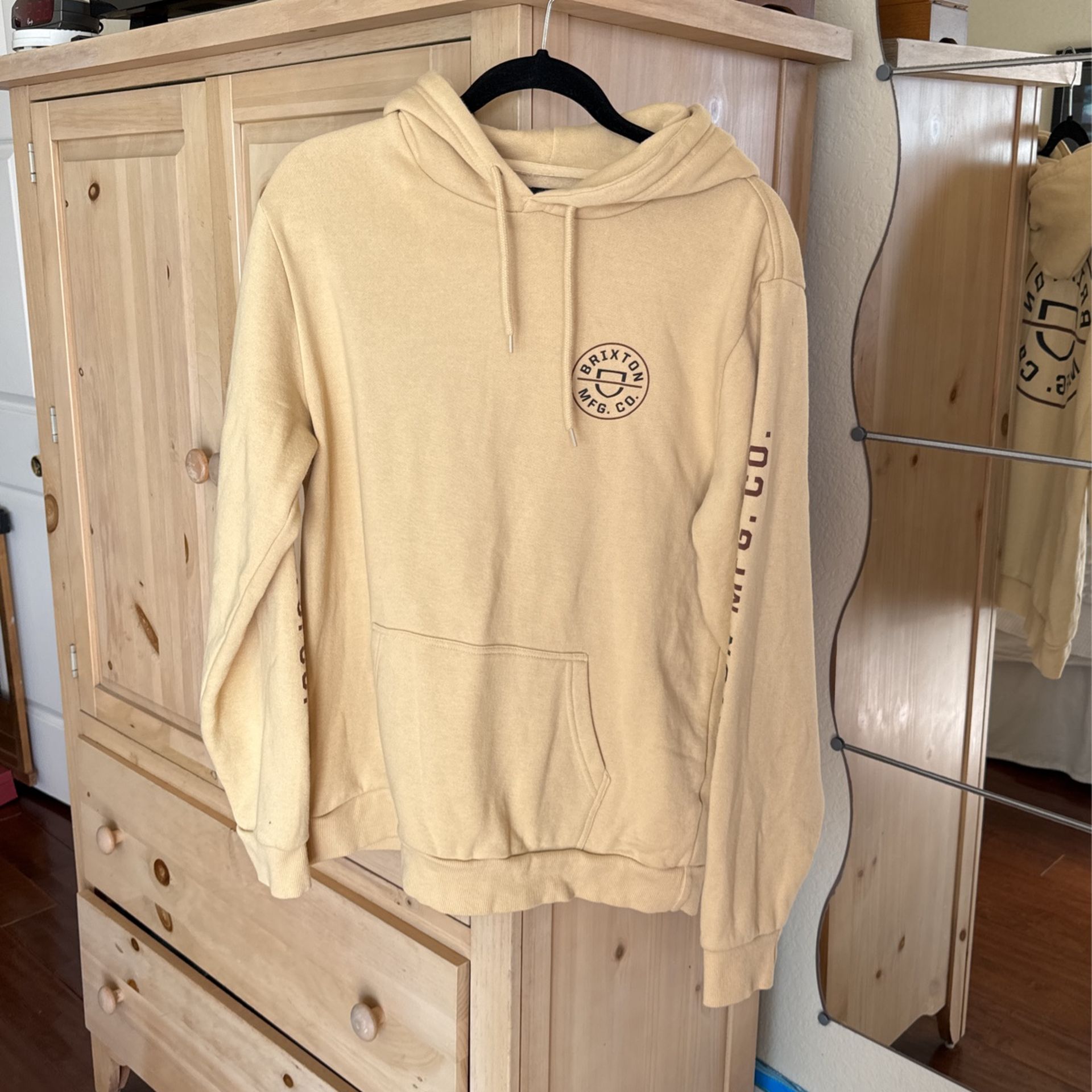 Men’s Brixton Sweatshirt Sz Medium