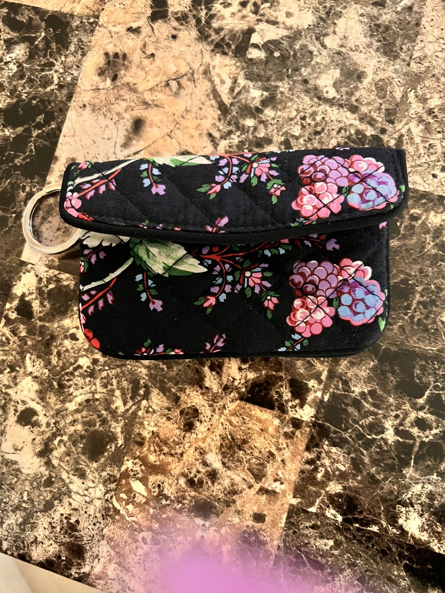 VERA BRADLEY FLORAL BLACK QUILTED WRISTLET EUC
