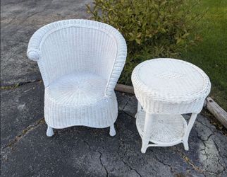 White wicker chair and side table/end table