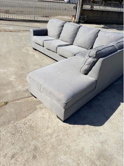 Sectional couch