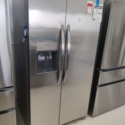 New Frigidaire
36 in. 26 cu. ft. Standard Depth Side by Side Refrigerator in Stainless Steel
