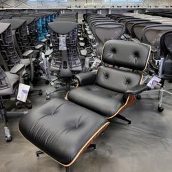 100% AUTHENTIC HERMAN MILLER EAMES LOUNGE CHAIR WITH OTTOMAN
