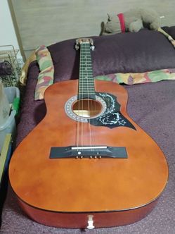 Vizcaya 100% Handcrafted Acoustic Guitar
