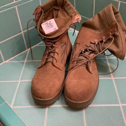 Military Boots 