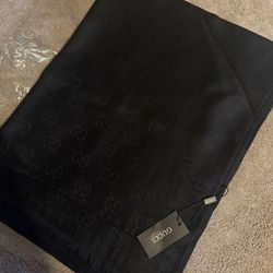 DESIGNER SCARFS (READ THE DESCRIPTION 