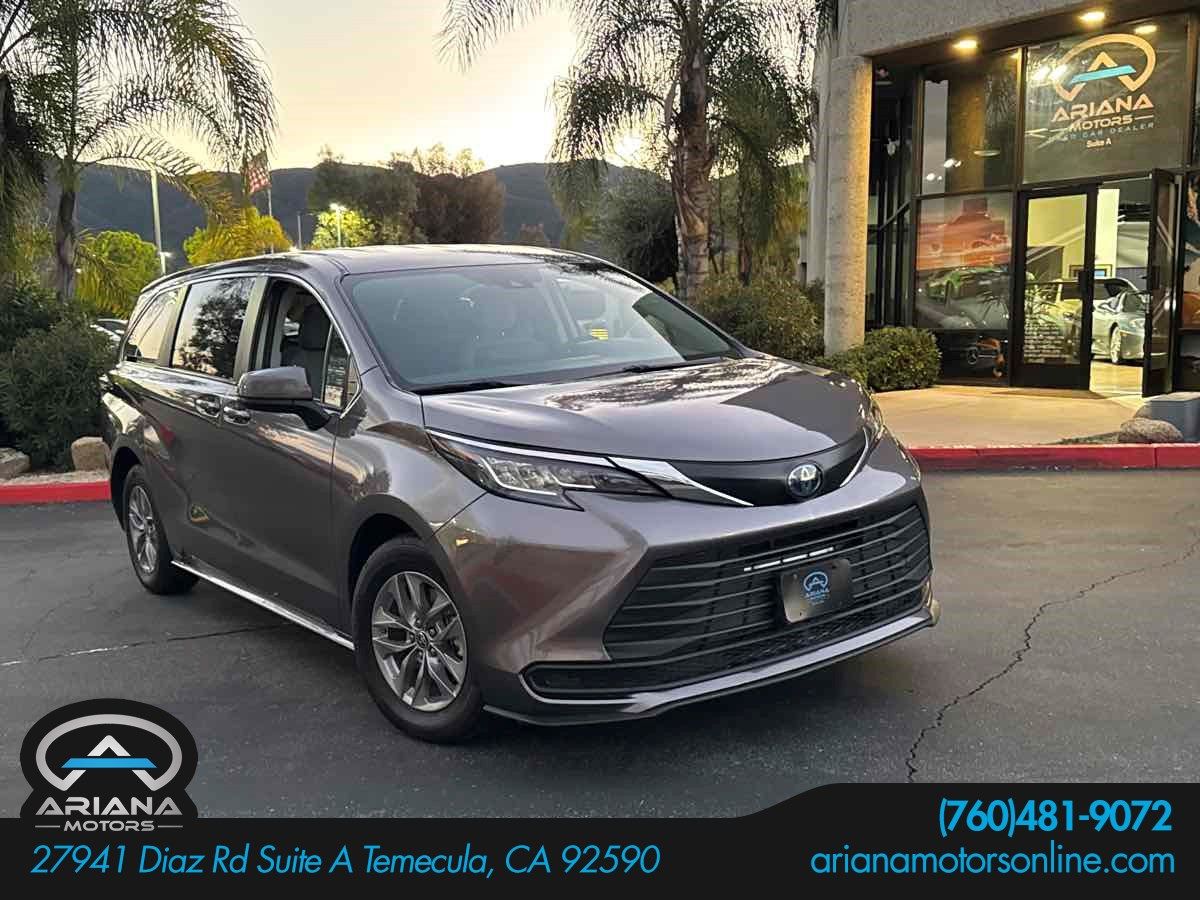 2023 Toyota Sienna