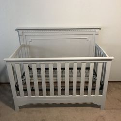 4 In 1 Delta Crib 