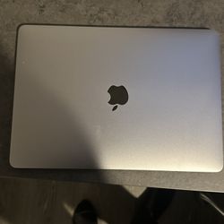 Macbook Pro 2019 13 inch 