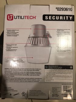 Dusk-to light Area Light