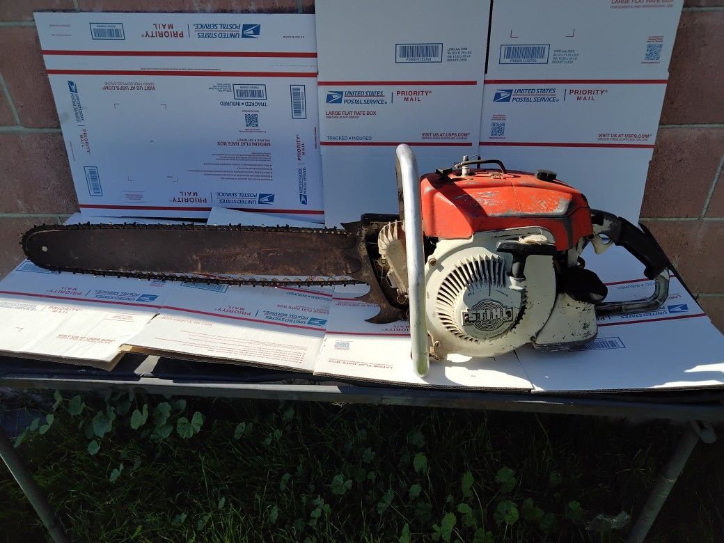 Vintage Stihl 070/090 Chainsaw Rare Collectors Item 70's W/24 Inch Bar