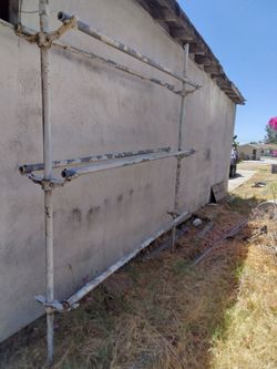 Scaffle Or For Plastering