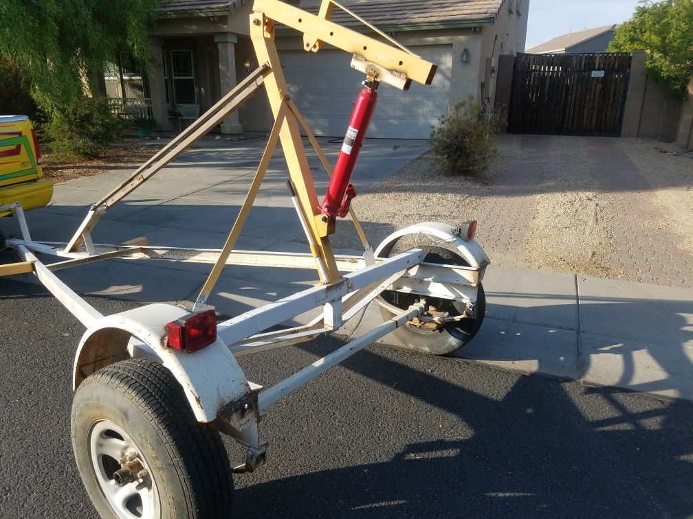 Towable engine hoist, crain, heavy duty, on trailer