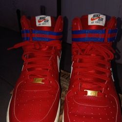 Nike Air Force 1,s.   Size (12 1/2 )