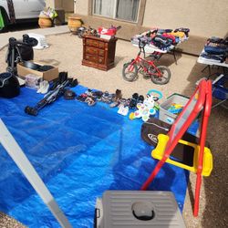 Yard Sale 