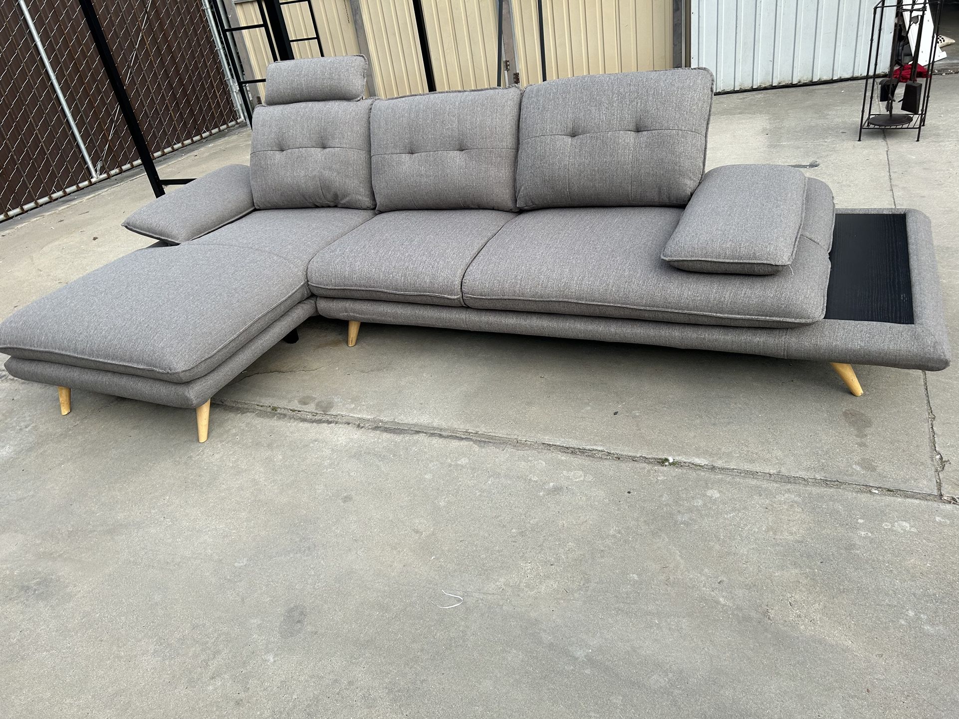 New Divani Casa Porter Sectional Sofa - Gray, 1 Headrest