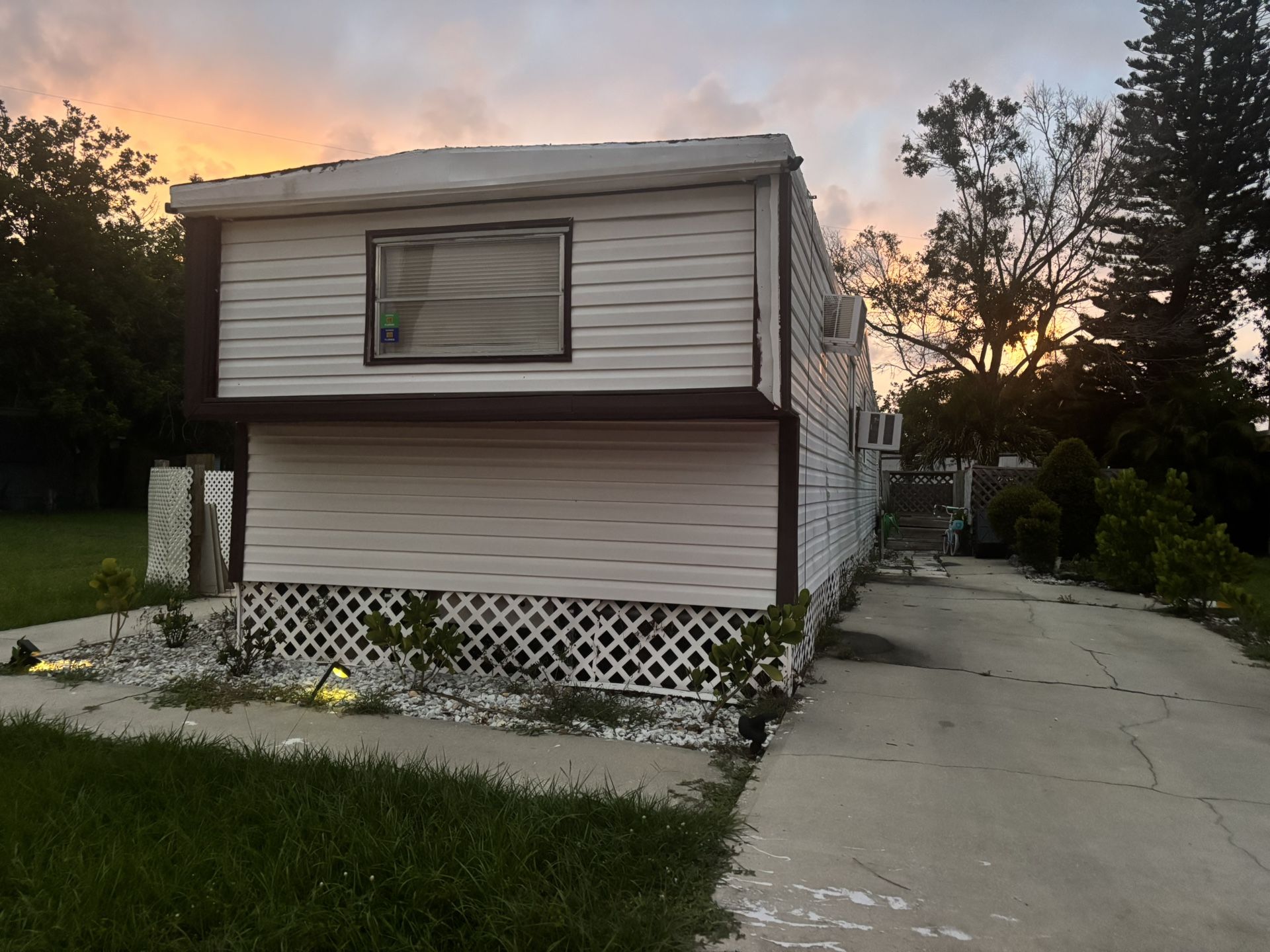 Mobil Home For Sale