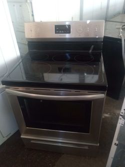 5 Burner Electric Frigidaire Stove