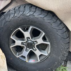 2022 Jeep Wrangler Rubicon Original Wheel&tires