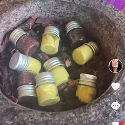 Hibiscus Lip Scrub And Tint **WE DELIVER IN DMV AREA**