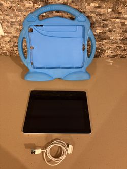 Apple ipad 2nd Gen — MC769LL/A 32GB (Wi-Fi)