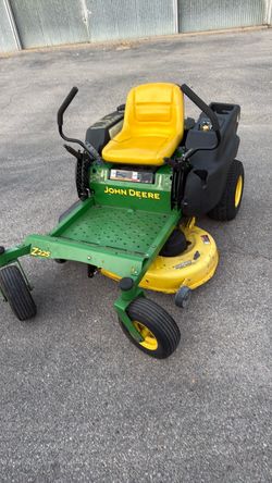 John Deere z225 zero turn