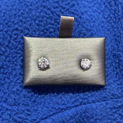 14KT WG 1.00cttw Lab Grown Diamond Stud Earrings