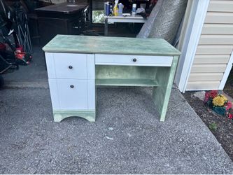 Small desk