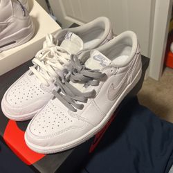 Jordan 1 Low Neutral Grey