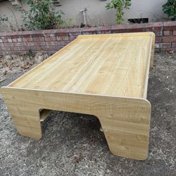 Kids Play Table 