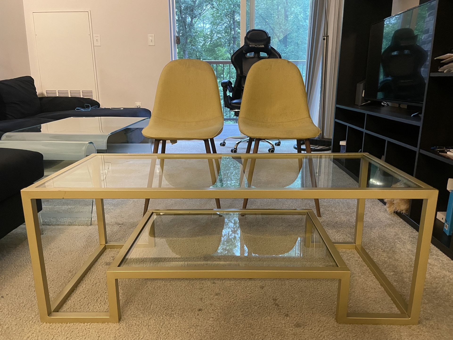 Nice Set Of Chairs and Glass Table