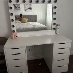 Makeup Vanity